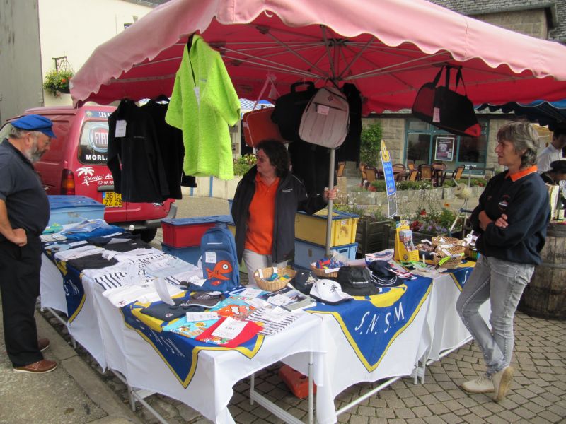 Stand SNSM sur le marché