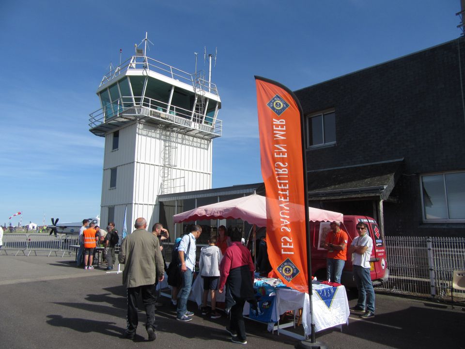 Stand SNSM au meeting aérien de Ploujean