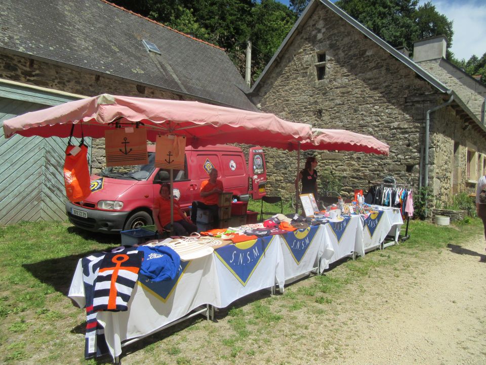 Stand SNSM Primel-Plougasnou à la Fête de la Mer et des Littoraux à Plouezoc'h